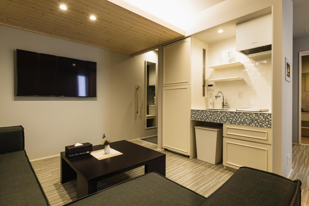 Grand Base Yakuin Odori Aparthotel Fukuoka  Exterior photo